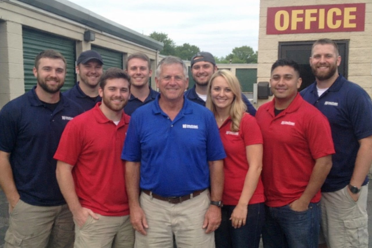 Water damage restoration professionals in Salem, OR